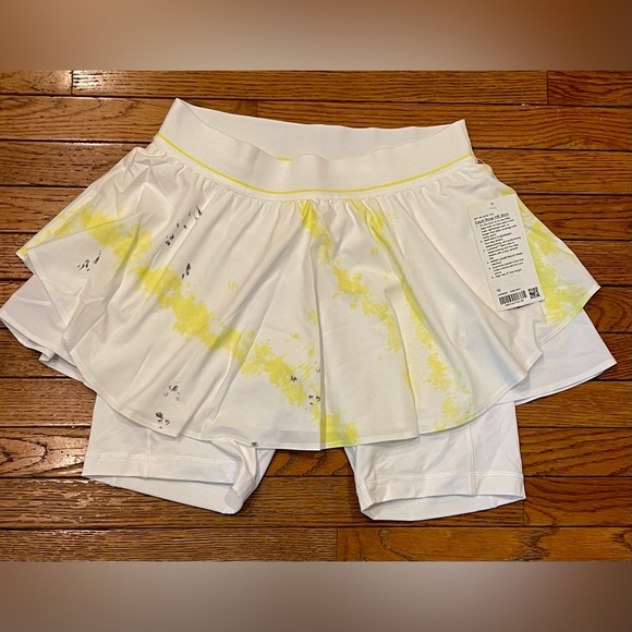 lululemon athletica Dresses & Skirts - Lululemon Court Rival skirt with extra long liner size 10